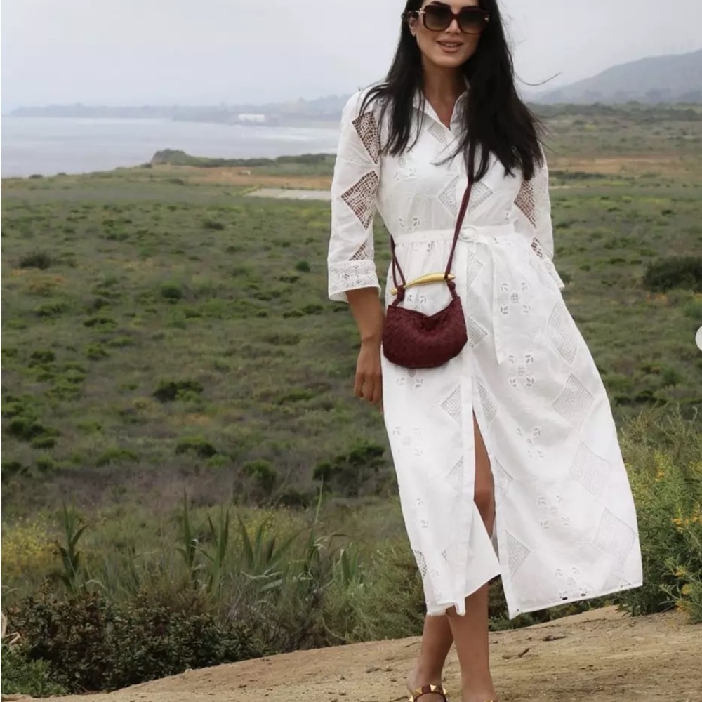Elegant White Lace Maxi Dress - Picture 5 of 7